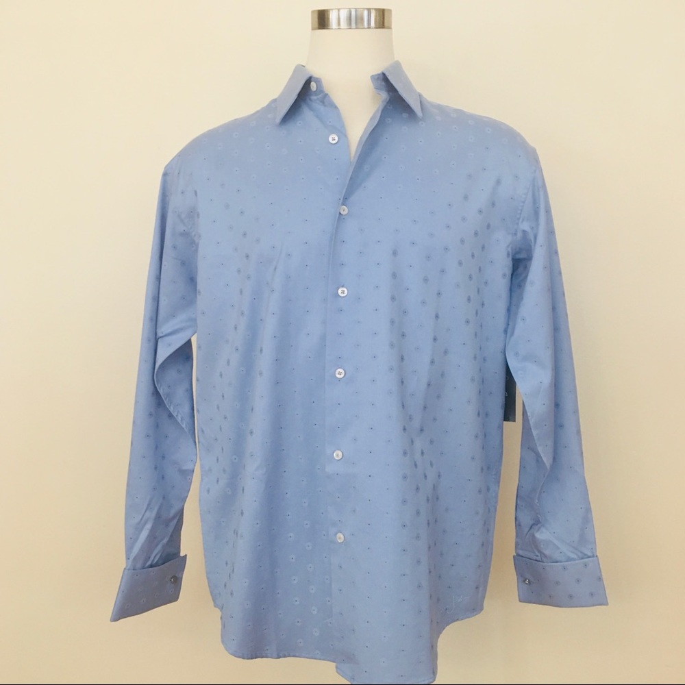 Men’s Sean John long-sleeved button down shirt